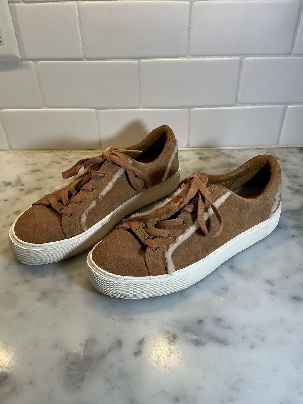 UGG Women’s Brown Suede Shearling Trim Lace Up Sneakers Size 8.5